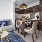 Frank Porter - Damac Majestine