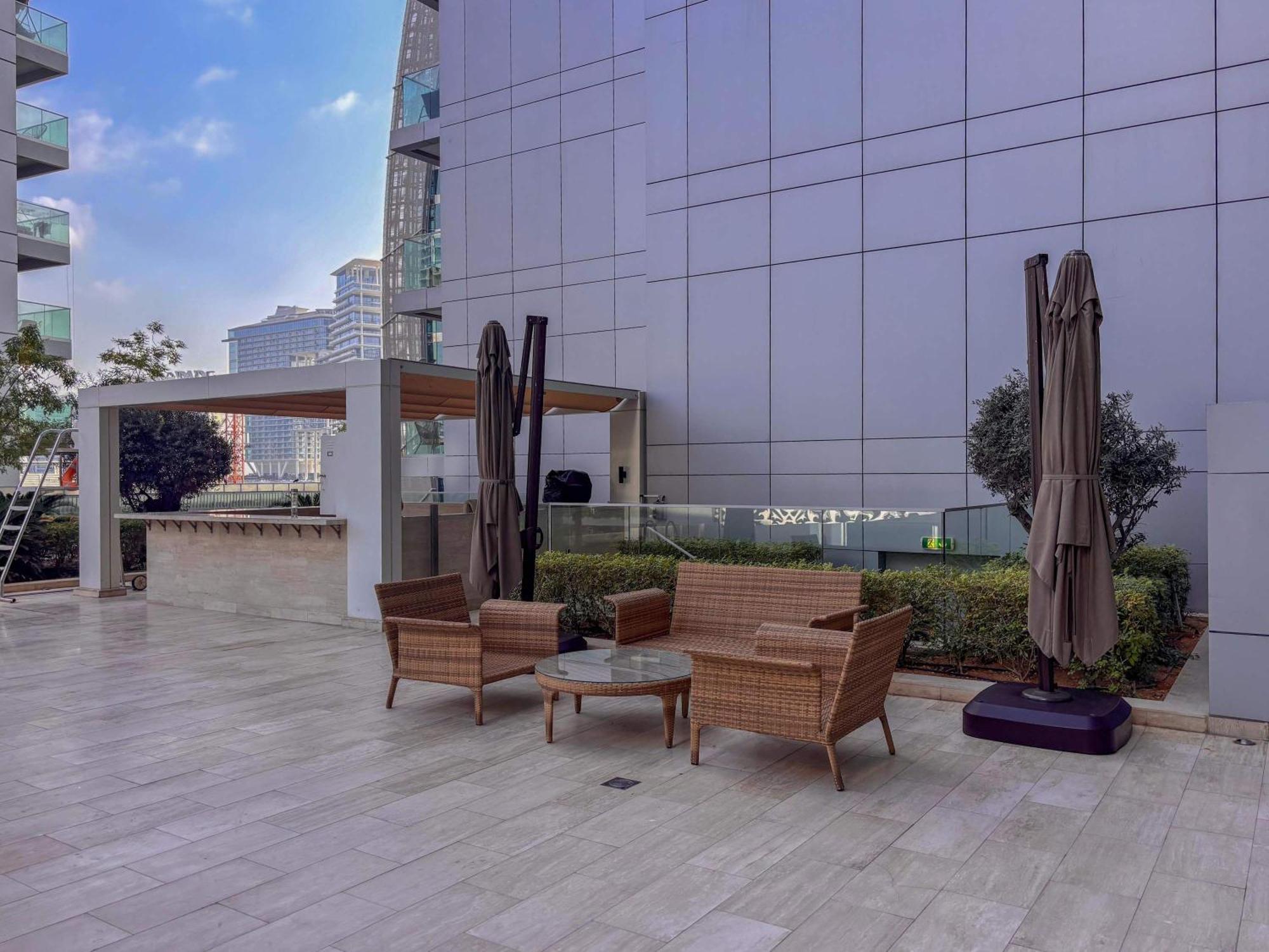 Frank Porter - Damac Majestine * Dubai